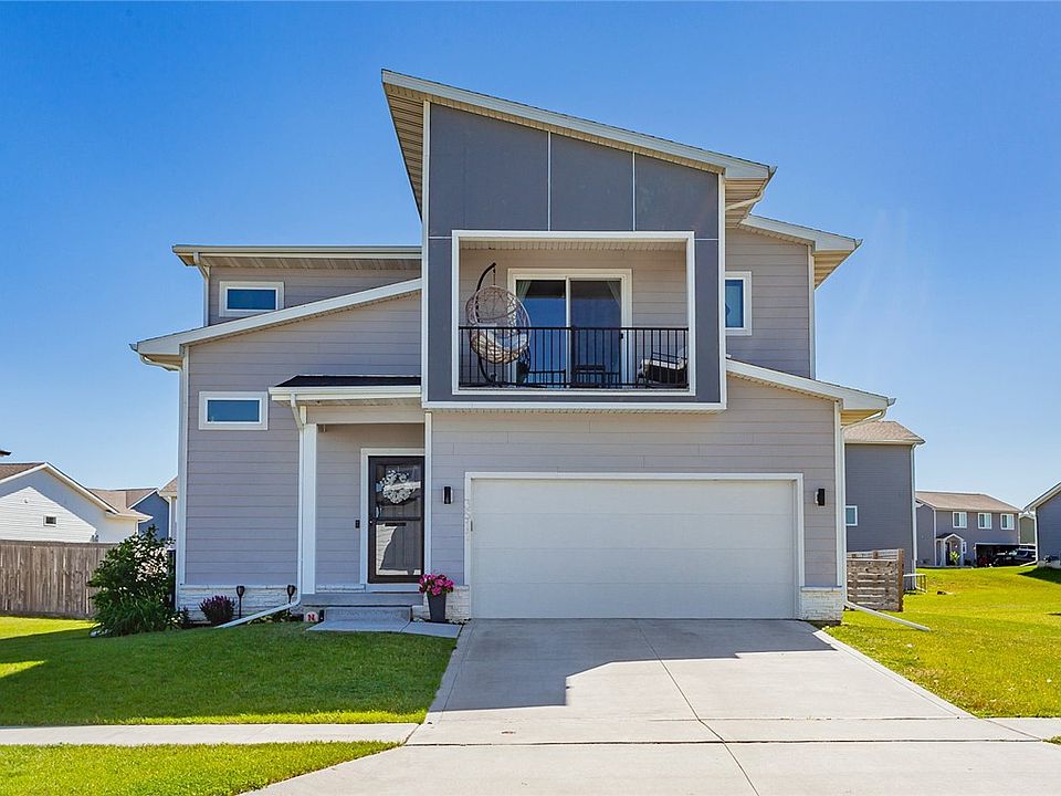 1st image of 3511 Linden Dr SW