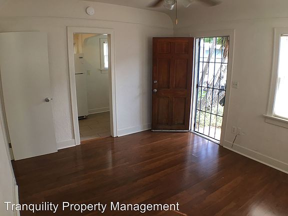 3rd image of 4339 35th St