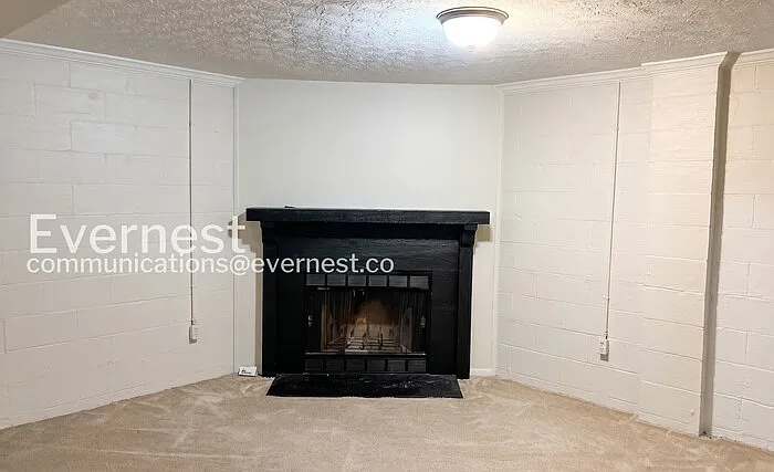 1268 Michigan Ave — Photo 6
