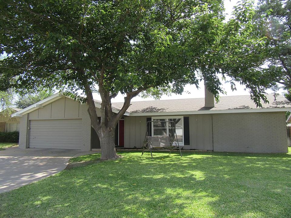 1st image of 2604 Spartan Dr