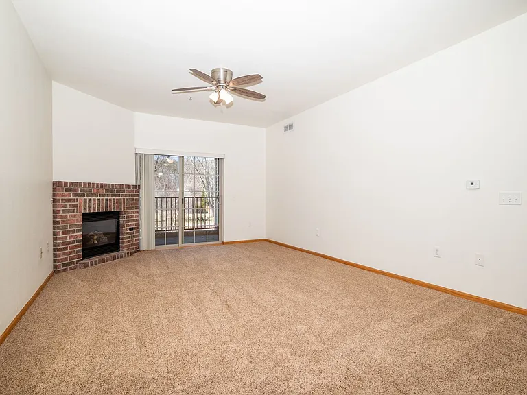 Stratford Place Luxury Apartments — Photo 40