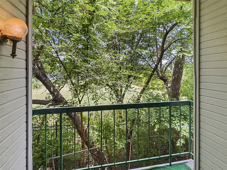 7126 Holly Hill Dr #210 — Photo 23