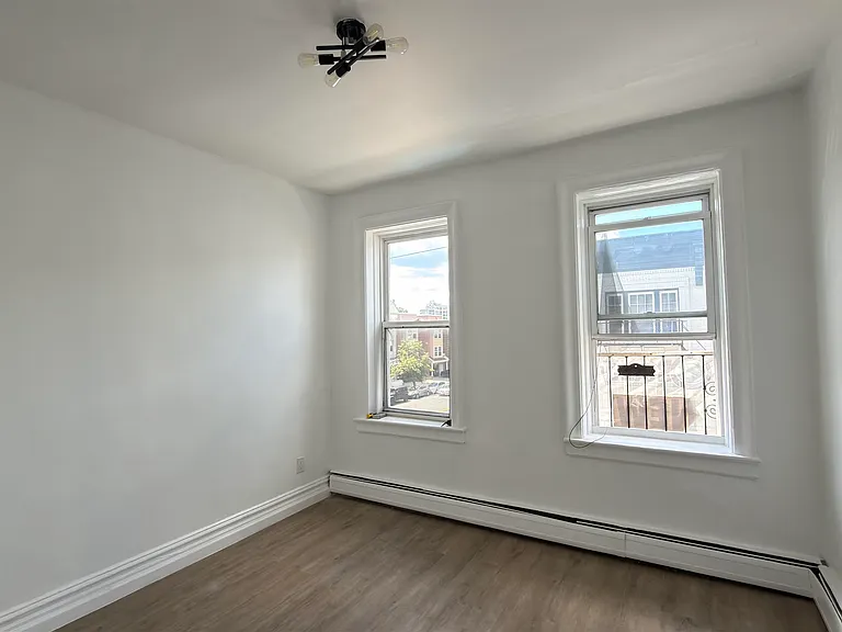 397 Avenue C #303 — Photo 9