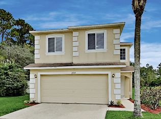 1904 Stone Abbey Blvd, Orlando, FL 32828