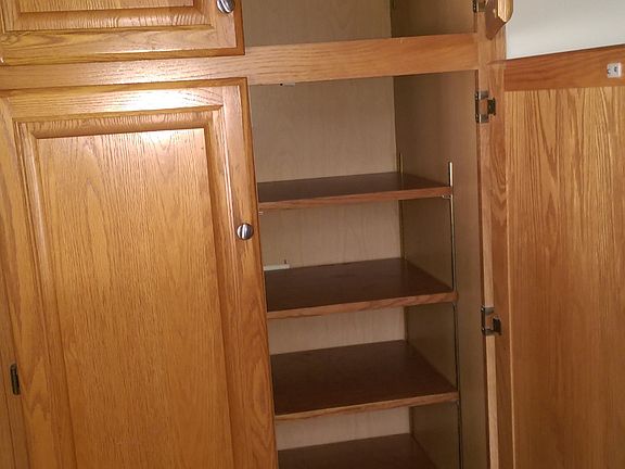 3rd image of 3127 Wendover Dr
