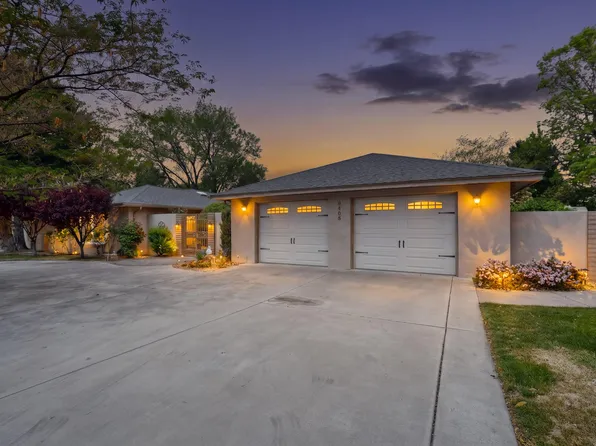 9405 Augusta Ave NE, Albuquerque, NM 87111