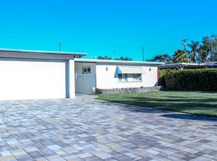16327 E Clovermead St, Covina, CA 91722