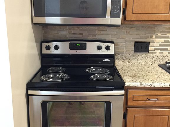 3rd image of 104 S 5th St APT H