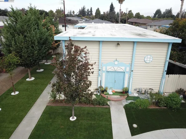 3675 Waterbury Ct, San Jose, CA 95117