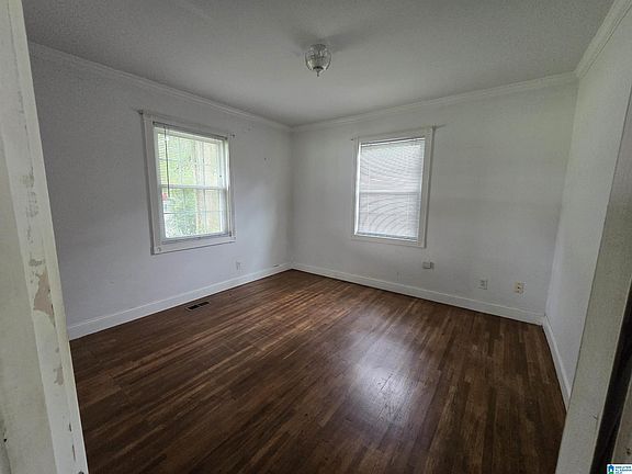 3rd image of 2708 Walker St