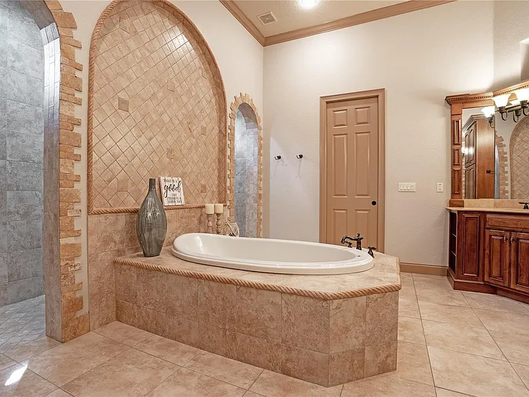 11050 Coniston Way — Photo 34