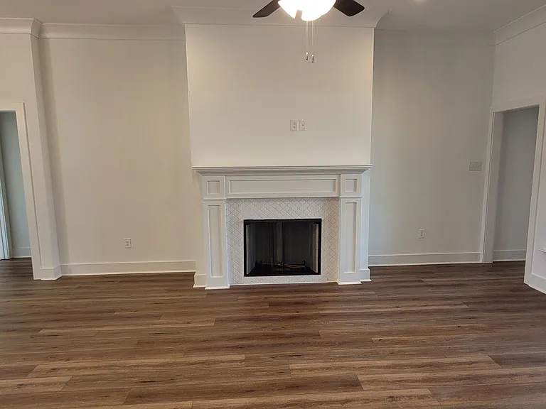 1575 Frankel Ave — Photo 10