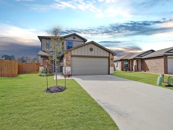 16715 Twisted Pine Dr, Conroe, TX