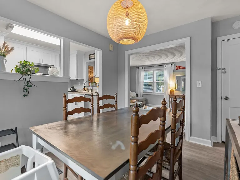 424 E Ocean Ave — Photo 8