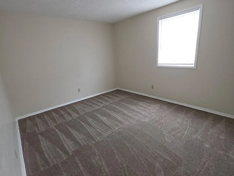 243 S Durkin Dr #13 — Photo 6