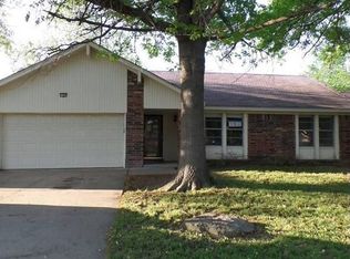 11929 E 38th Pl, Tulsa, OK 74146