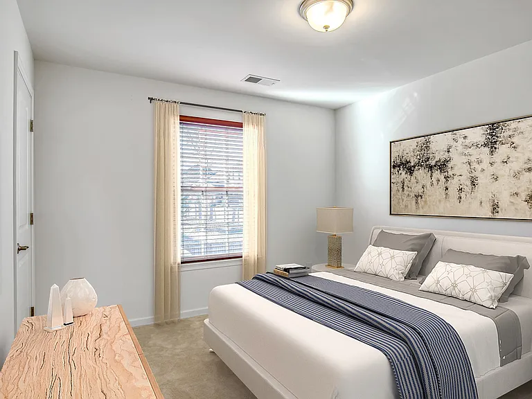 290 Cobblestone Lndg — Photo 14