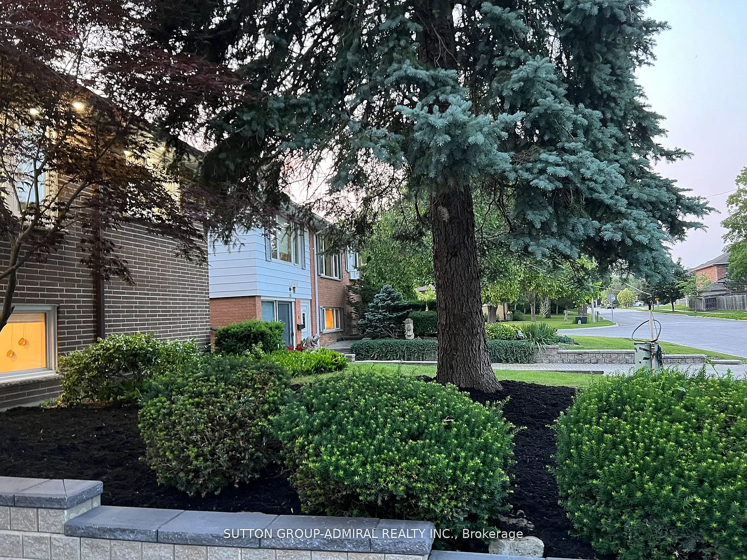 2 bed, $2,275 — Photo 2