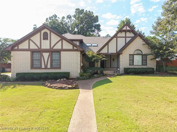 10008 Foxboro Rd, Fort Smith, AR 72903