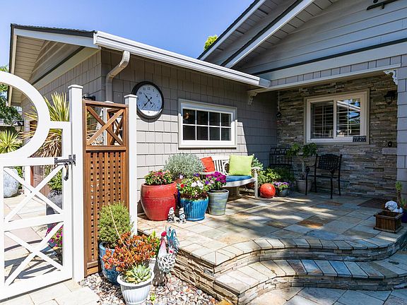 4th image of 3009 Westfield Ave