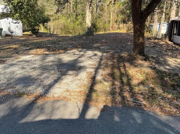 10751 Lilinoe Way, Diamondhead, MS 39525