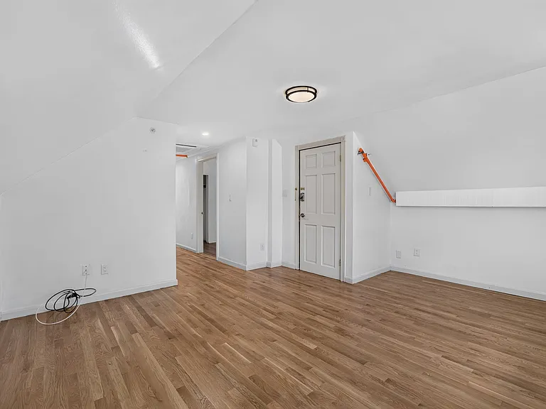 114 School St #3 — Photo 18
