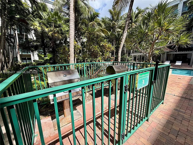 6001 SW 70th St #644 — Photo 32