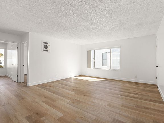 5th image of 2509 A Ave #252002