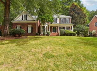 4123 Mountain Cove Dr, Charlotte, NC 28216