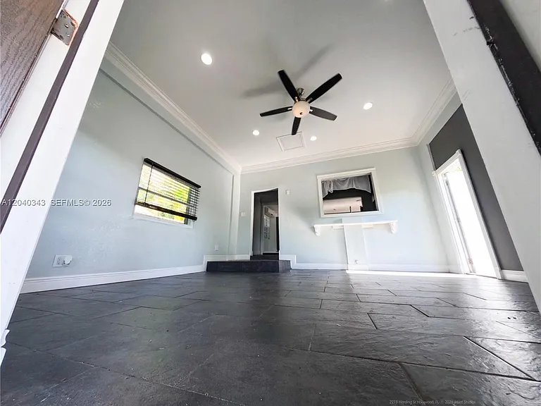 2218 N Harding St — Photo 100