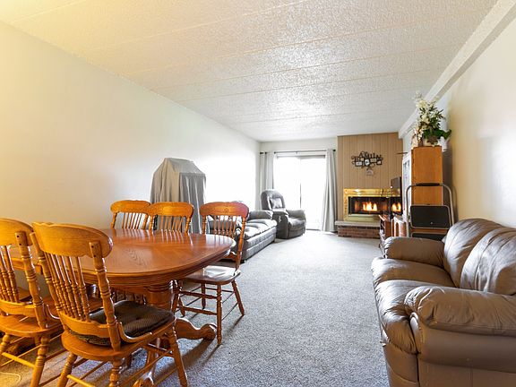 5th image of 14513 Sussex Ct APT G1