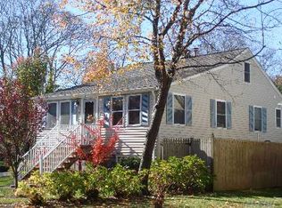 36 Cedar Rd, Wading River, NY 11792