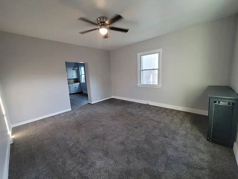 114 Thompson St — Photo 15