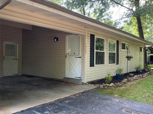 1525 Shoppers Ln, Saint Louis, MO