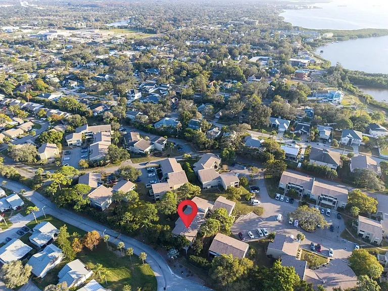 Windrush Bay Dr — Photo 36
