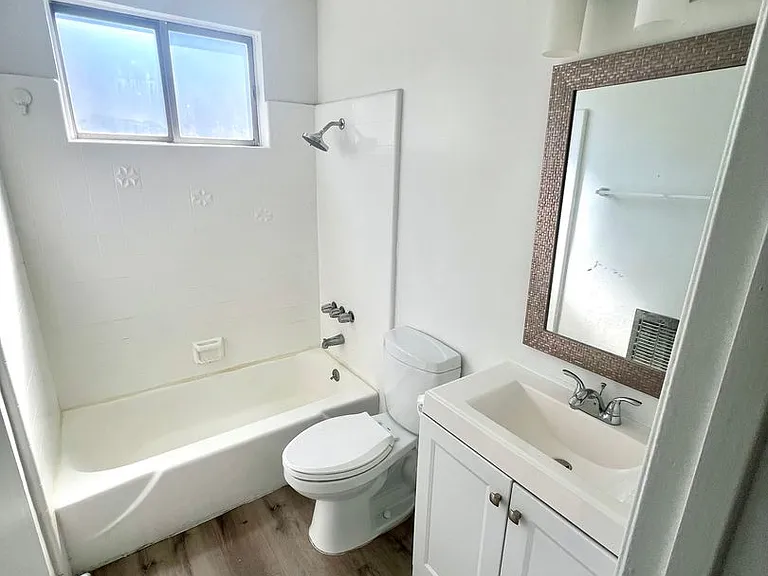 815 S. Wooster St. — Photo 12