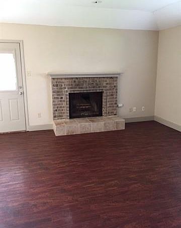 1st image of 9311 Glendale Dr