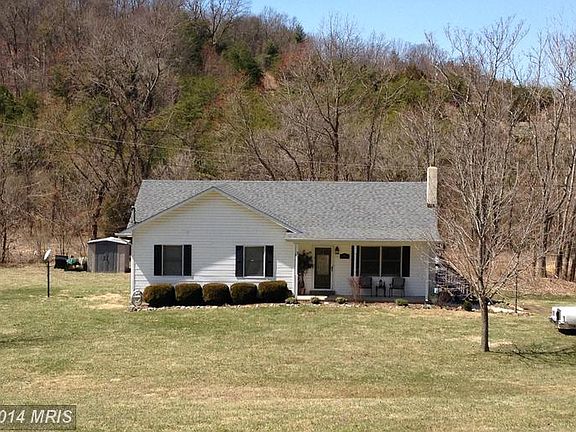 4th image of 41 Brush Mountain Rd