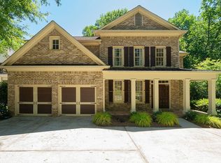305 Chattahoochee St, Roswell, GA 30075