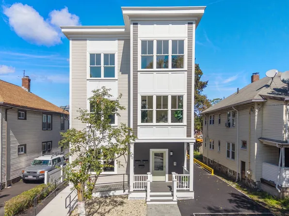 50 Bradeen St #2, Roslindale, MA 02131