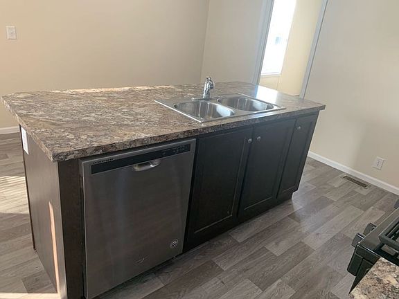 4th image of 47 Bluebird Hill Dr #269