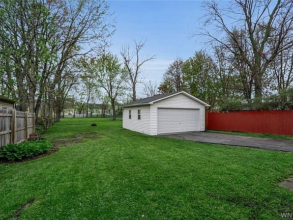 2 car detached garage