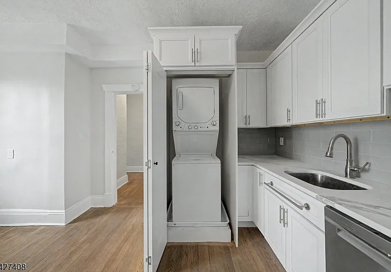 204 Church St #2B — Photo 4