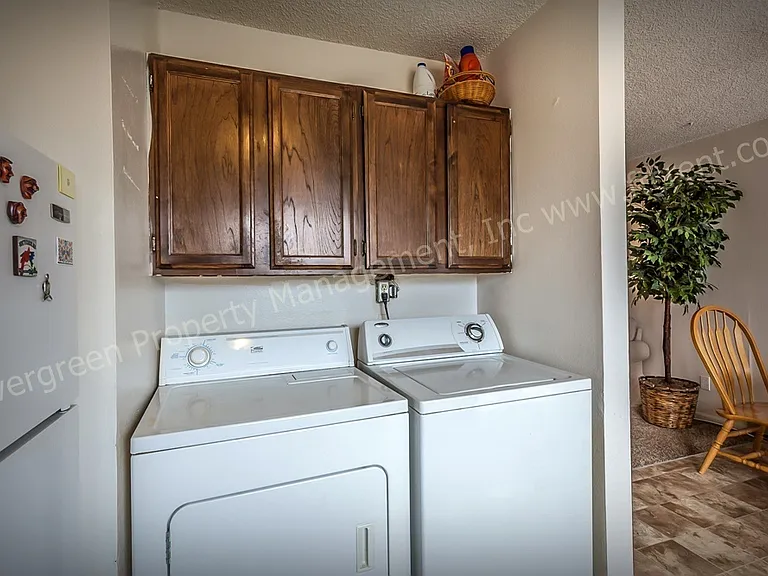1636 E Pitkin St — Photo 15