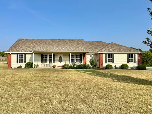 4432 S 88th Road, Bolivar, MO 65613