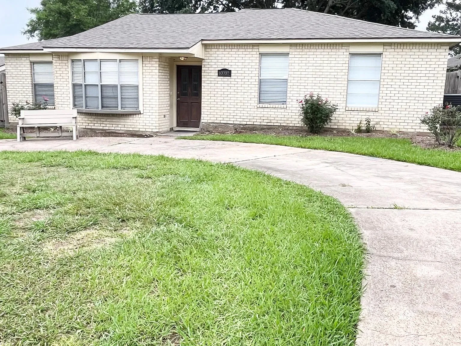 4 bed, 1714 sqft, $1,650 — Photo 1
