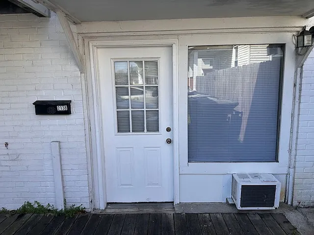 213 Pocahontas Pl #B — Photo 1