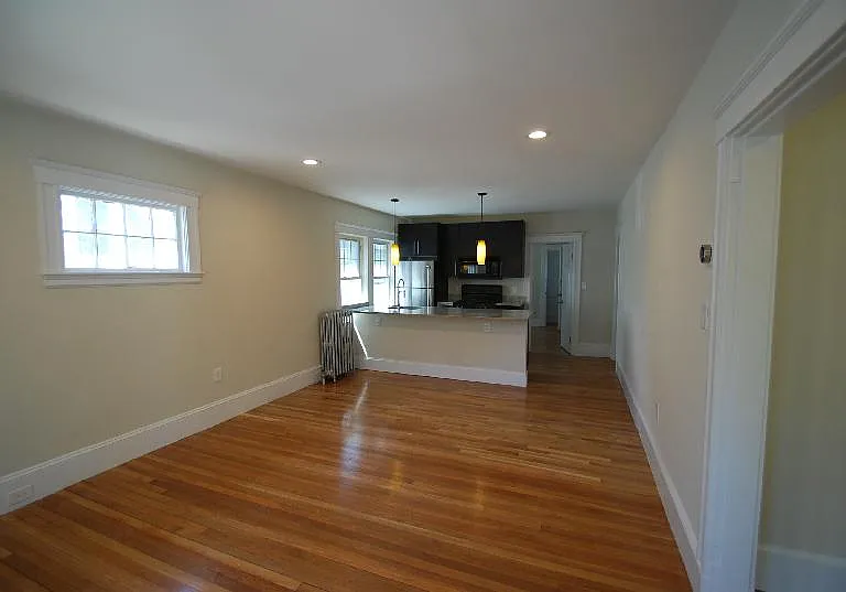 25 Thornton St #2 — Photo 4
