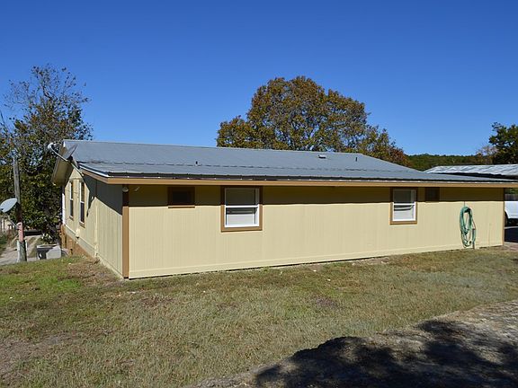 4th image of 318 Sparkman Dr