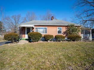 122 W Circus St, Bethel, OH 45106